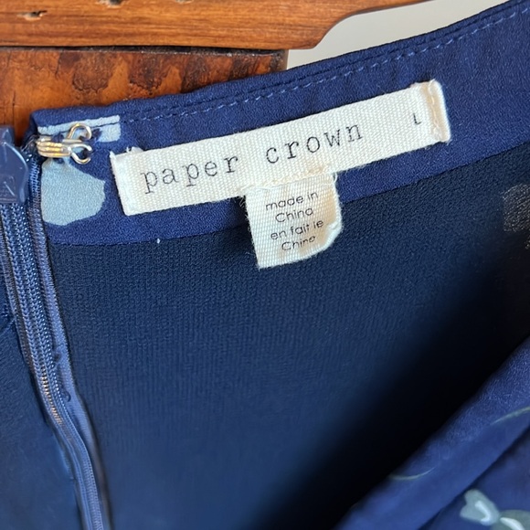 Paper Crown Anthropologie midi dress in a navy floral size large - Picture 3 of 7